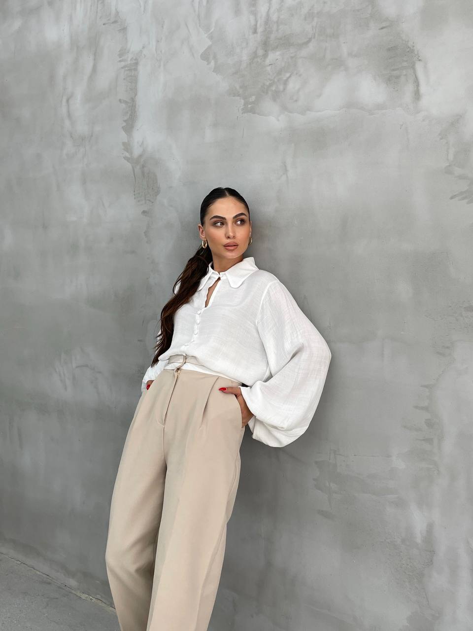 The Flowy Buttoned Blouse